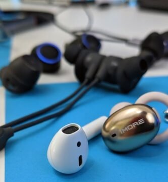 ¿Qué audífonos son recomendables?