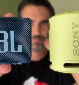 ¿Qué es mejor en sonido JBL o Sony?