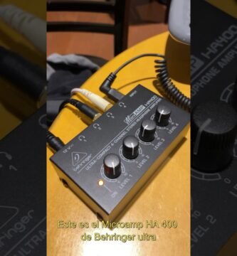 cómo lograr un monitoreo sin retardo en auriculares profesionales