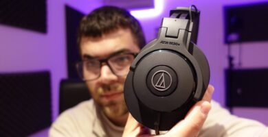 diferencias entre audio comprimido y sin compresión con auriculares de estudio