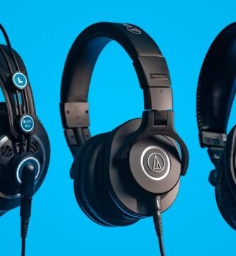 auriculares over-ear para edición de audio: con menor latencia al grabar